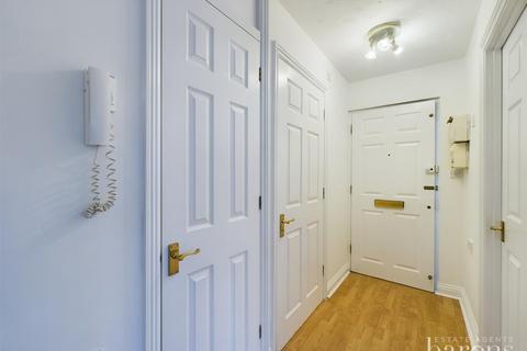 90 Basingfield Close, Old Basing, Basingstoke, RG24 7BQ