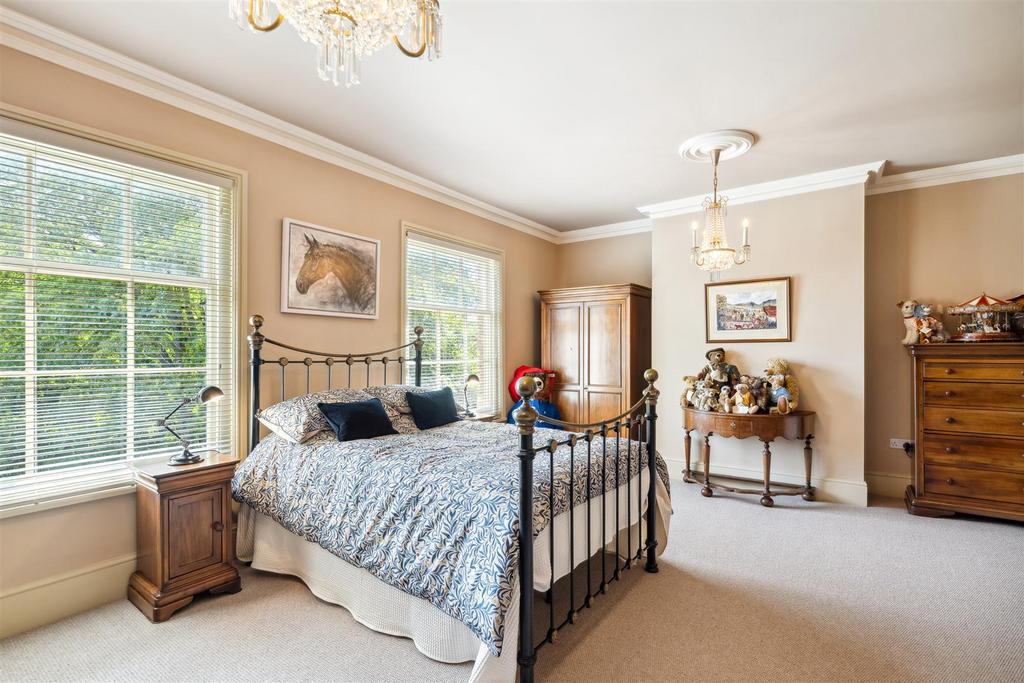 104.jpg