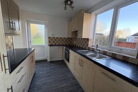 4 bedroom semi-detached house for sale, Norwood Gardens, Southwell, Notts, NG25