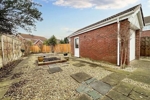 3 bedroom semi-detached house for sale, Ffordd Y Berllan, Towyn, Abergele, LL22 9LZ