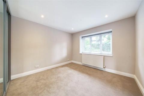 22 Barham Close, Weybridge, KT13 9PR