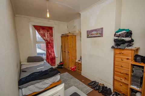 6 Minto Road, Bristol, BS2 9YB