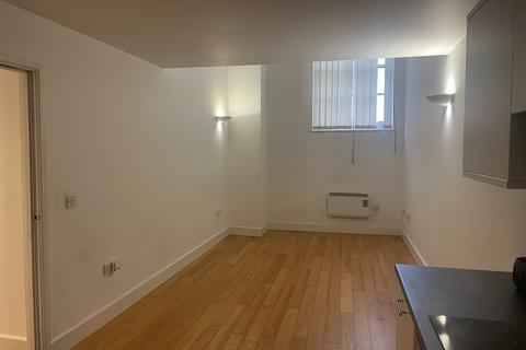 2 bedroom flat for sale, Hardwick House, Norwich NR1