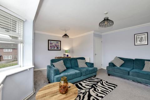 2 bedroom maisonette for sale, Meadow Way, Kings Langley, WD4