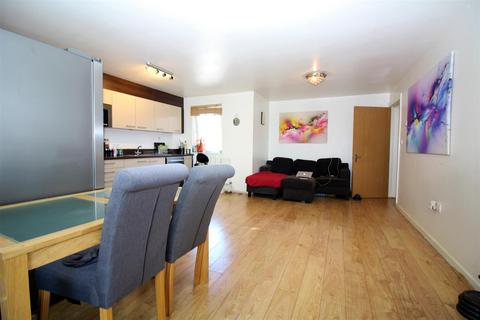 2 bedroom flat for sale, Hawker Place, London