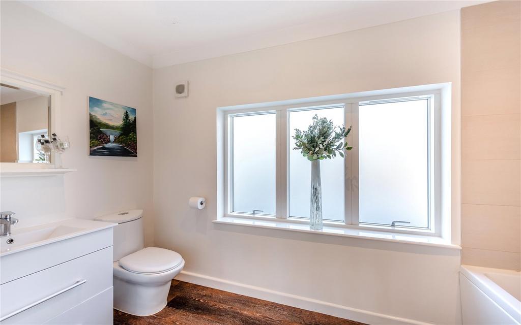 Guest En-Suite