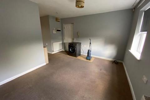 2 bedroom apartment to rent, Lion Court, Northampton NN4