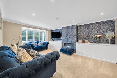 5 Beechwood Rise, Chislehurst, BR7 6TF