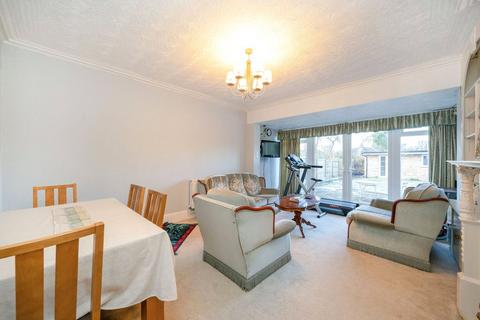 undefined, Watford, Hertfordshire WD18