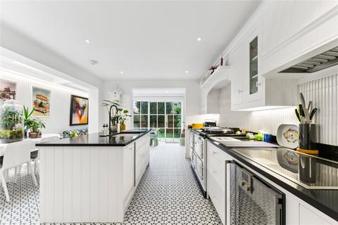 58 Marney Road, London, SW11 5EP