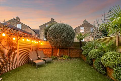 58 Marney Road, London, SW11 5EP