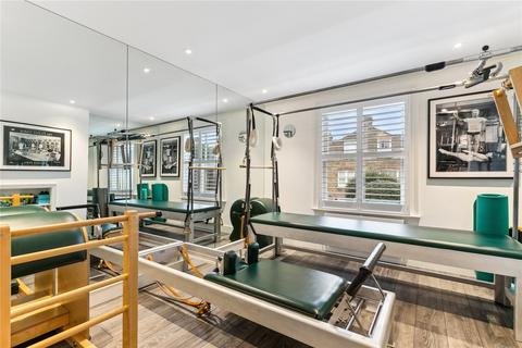 58 Marney Road, London, SW11 5EP
