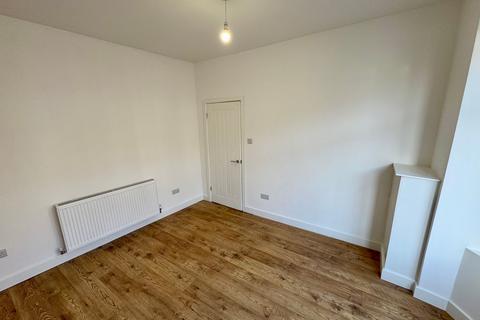 2 bedroom terraced house to rent, Easson Road, Darlington DL3