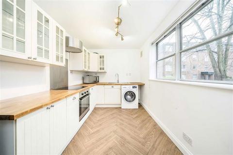 1 bedroom flat to rent, Marlowe Gardens, London SE9