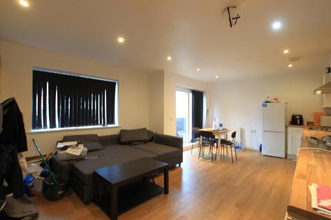 2 bedroom apartment for sale, Gateway Court, Southall UB2