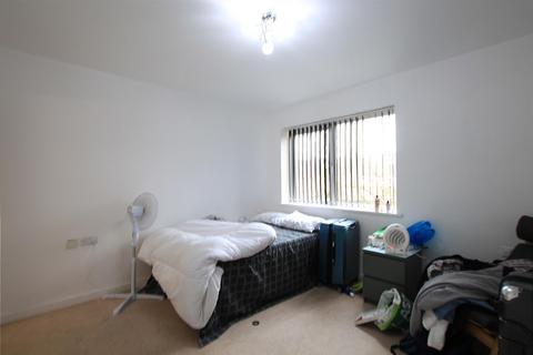 2 bedroom apartment for sale, Gateway Court, Southall UB2