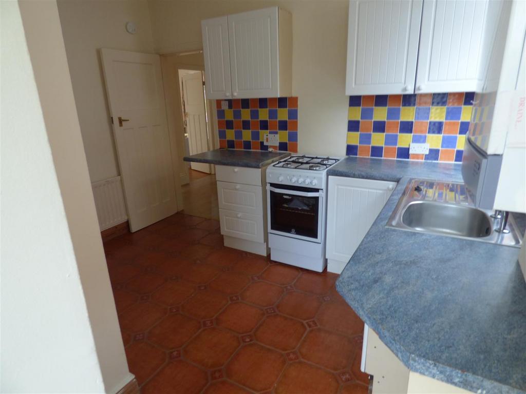 62 Cornel Road,kitchen.JPG