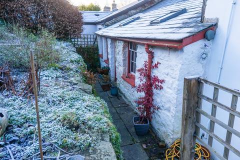 2 bedroom terraced house for sale, Long Row, Llanelly Hill, Abergavenny, NP7