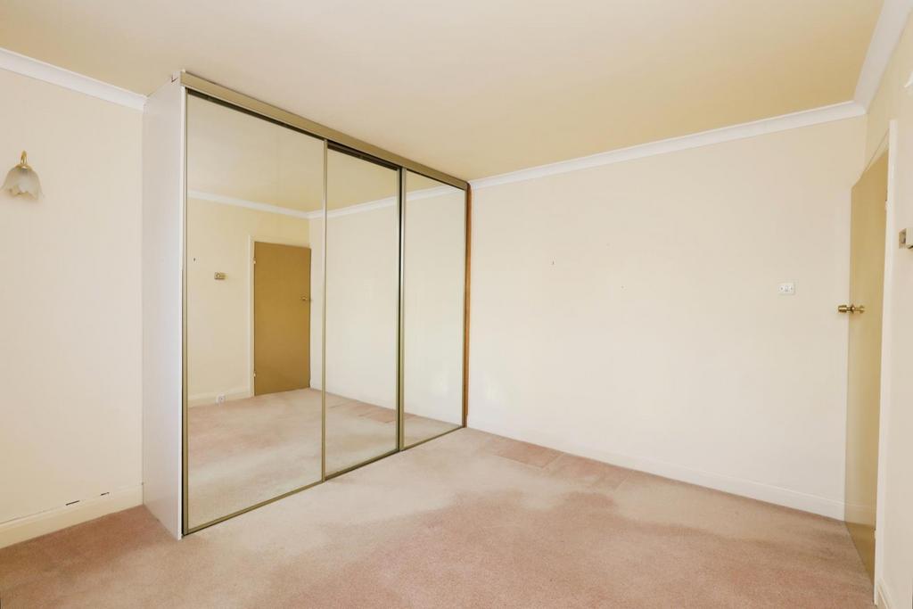 Bedroom no.1