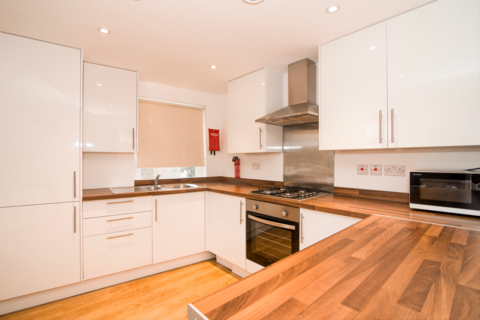 1 bedroom flat to rent, Brentford, London, UK