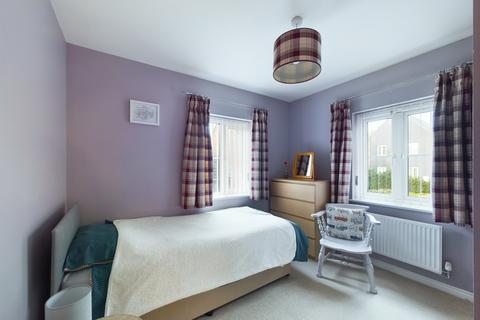 28 Hillside View, Chinnor, OX39 4DE