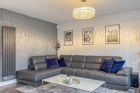 60 Cheapside East, Rayleigh, SS6 9JU