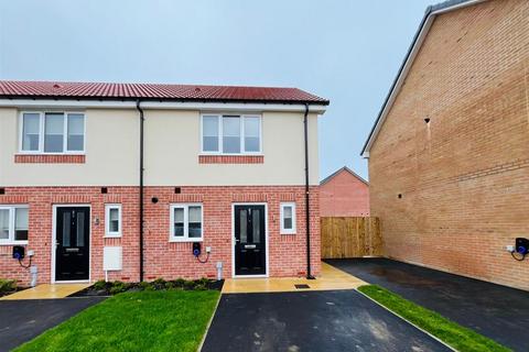 2 bedroom terraced house to rent, Watson Drive, Grimsby, DN33