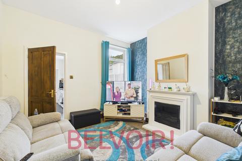 2 bedroom semi-detached house to rent, Ruxley Road, Bucknall, Stoke-on-Trent, ST2