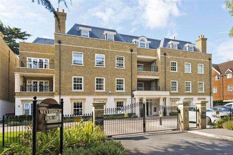 3 bedroom flat for sale, Queens Road, Weybridge KT13