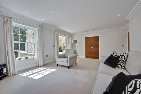 3 bedroom flat for sale, Queens Road, Weybridge KT13