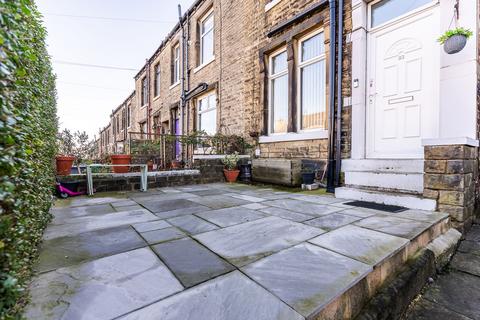 3 bedroom terraced house for sale, Cross Lane, Huddersfield, HD4