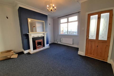 2 bedroom house to rent, Clifton Street, Preston PR1