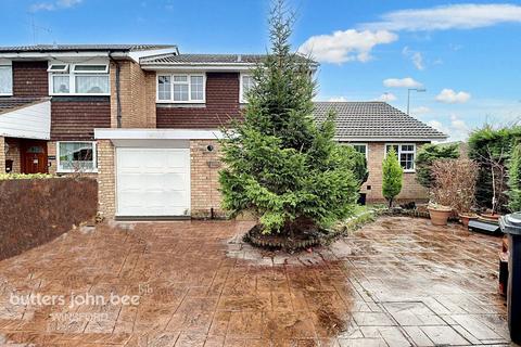 3 bedroom semi-detached house for sale, Cambridge Avenue, Winsford