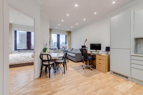 1 bedroom apartment for sale, Whitehouse Apartments, South Bank, London