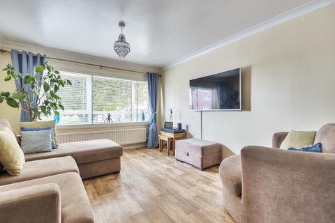 2 bedroom apartment for sale, Solomons Hill, Rickmansworth, Hertfordshire