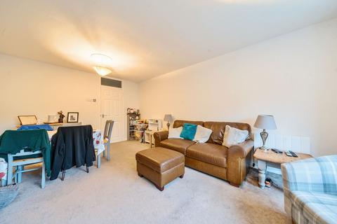 2 bedroom flat for sale, Cardwell Crescent, Sunninghill, SL5