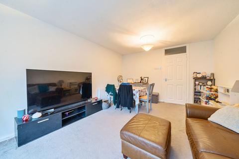 2 bedroom flat for sale, Cardwell Crescent, Sunninghill, SL5