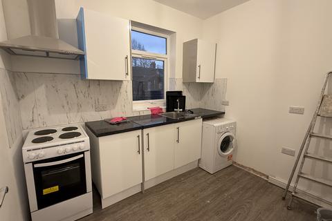 1 bedroom flat to rent, Nether Hall Road, Doncaster DN1