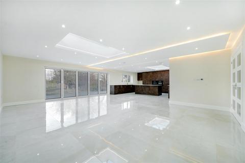 8 Wharf Road, Wraysbury, Staines-upon-thames, TW19 5JQ