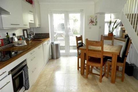 4 bedroom terraced house to rent, Park Crescent Road, Lewes Road