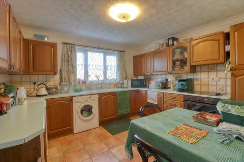 2 bedroom detached house for sale, Little Clacton, Little Clacton CO16