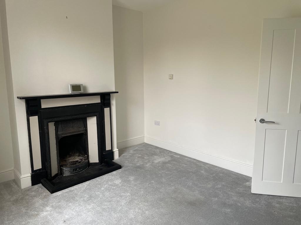 Living Room T202501151649.jpg