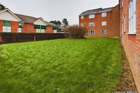 Studio for sale, Marmet Avenue, Letchworth Garden City SG6