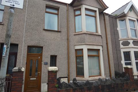 3 bedroom terraced house to rent, Talbot Road, Port Talbot SA13