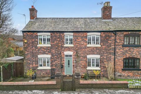 3 bedroom semi-detached house for sale, Chester Road, Walton, WA4