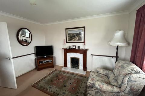 2 bedroom bungalow for sale, Clarks Lane, Hull