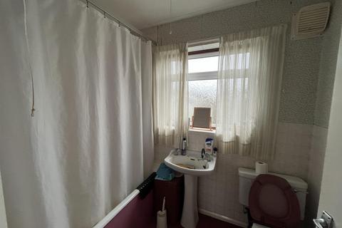 2 bedroom bungalow for sale, Clarks Lane, Hull