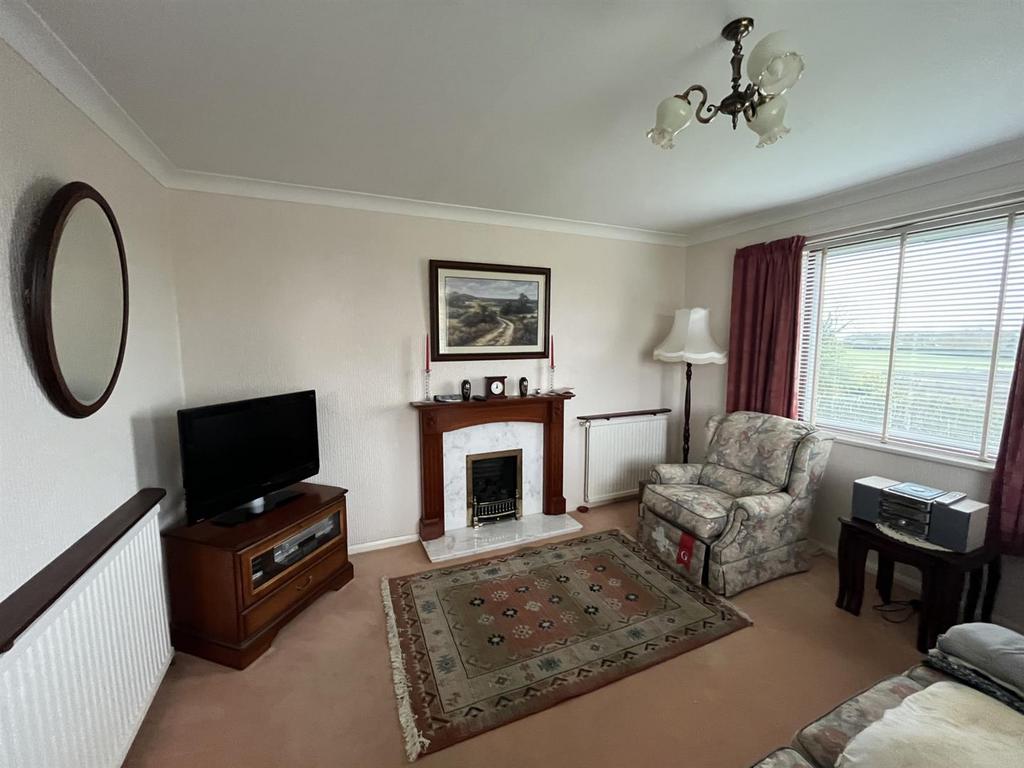 Two Steps, Clarks Lane, Patrington, HU12 0 RQ