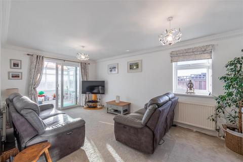 2 bedroom detached bungalow for sale, Grosvenor Way, Chapel House, NE5