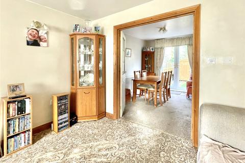 17 Clarkes Croft, Wombwell, Barnsley, S73 8BJ